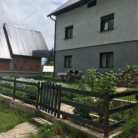 Underwoods Zabljak Guesthouse Dış mekan fotoğraf