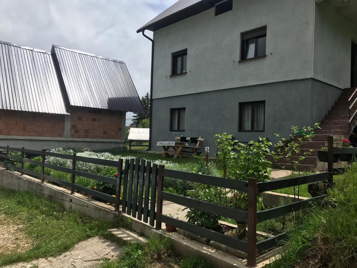 Underwoods Zabljak Guesthouse Dış mekan fotoğraf