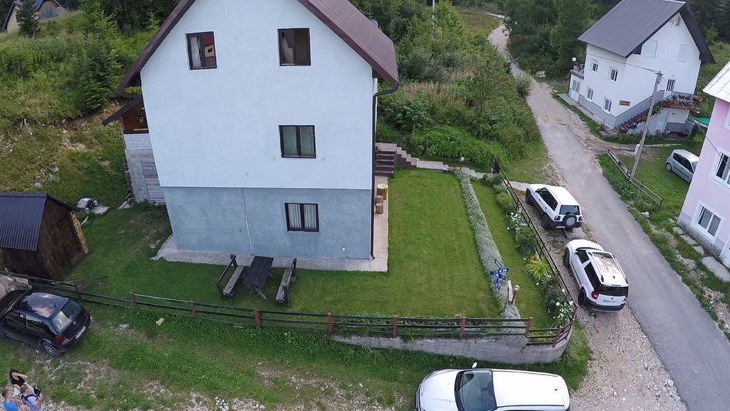 Underwoods Zabljak Guesthouse Dış mekan fotoğraf